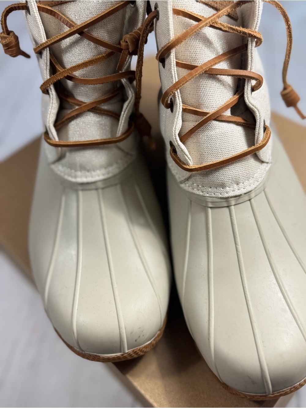 Sperry Saltwater Metallic Ivory Duck Boots – Women’s Size 12 - Picture 10 of 12